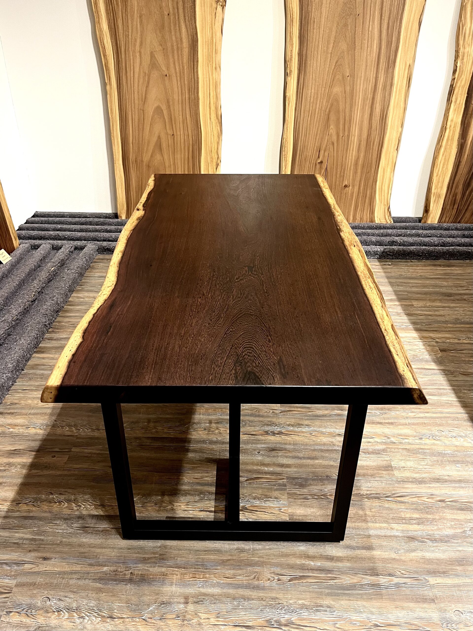 ウエンジ一枚板 幅180㎝ | タイズ インテリア 札幌の家具販売 一枚板