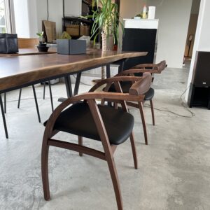 特注ウォールナットダイニングチェア